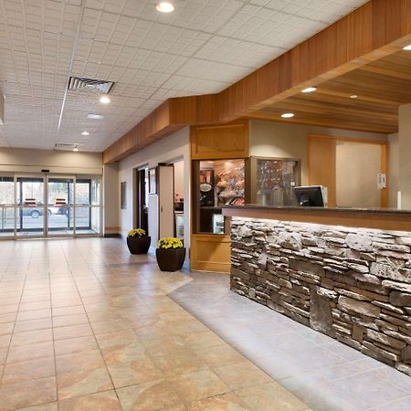 Border Inn & Suites Lloydminster Eksteriør bilde