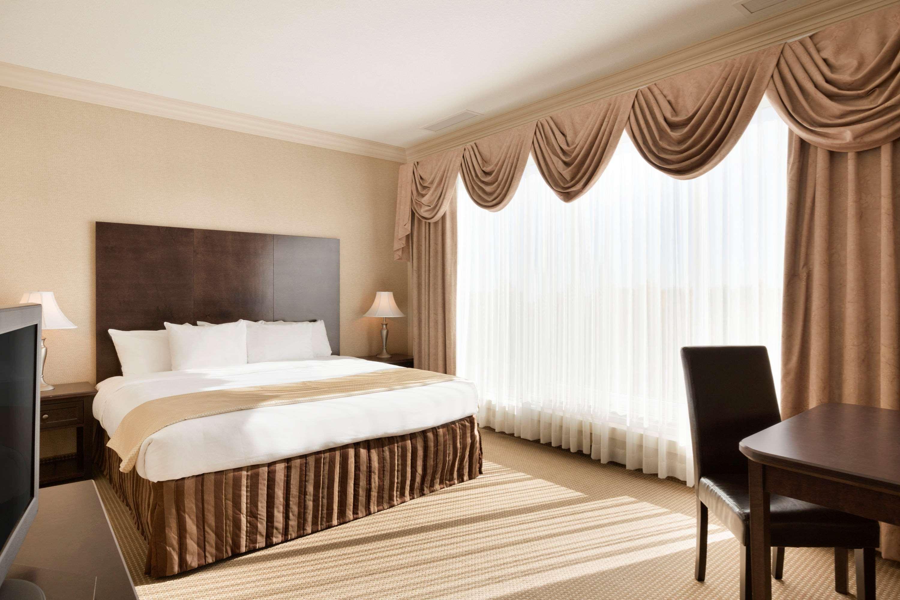Border Inn & Suites Lloydminster Eksteriør bilde