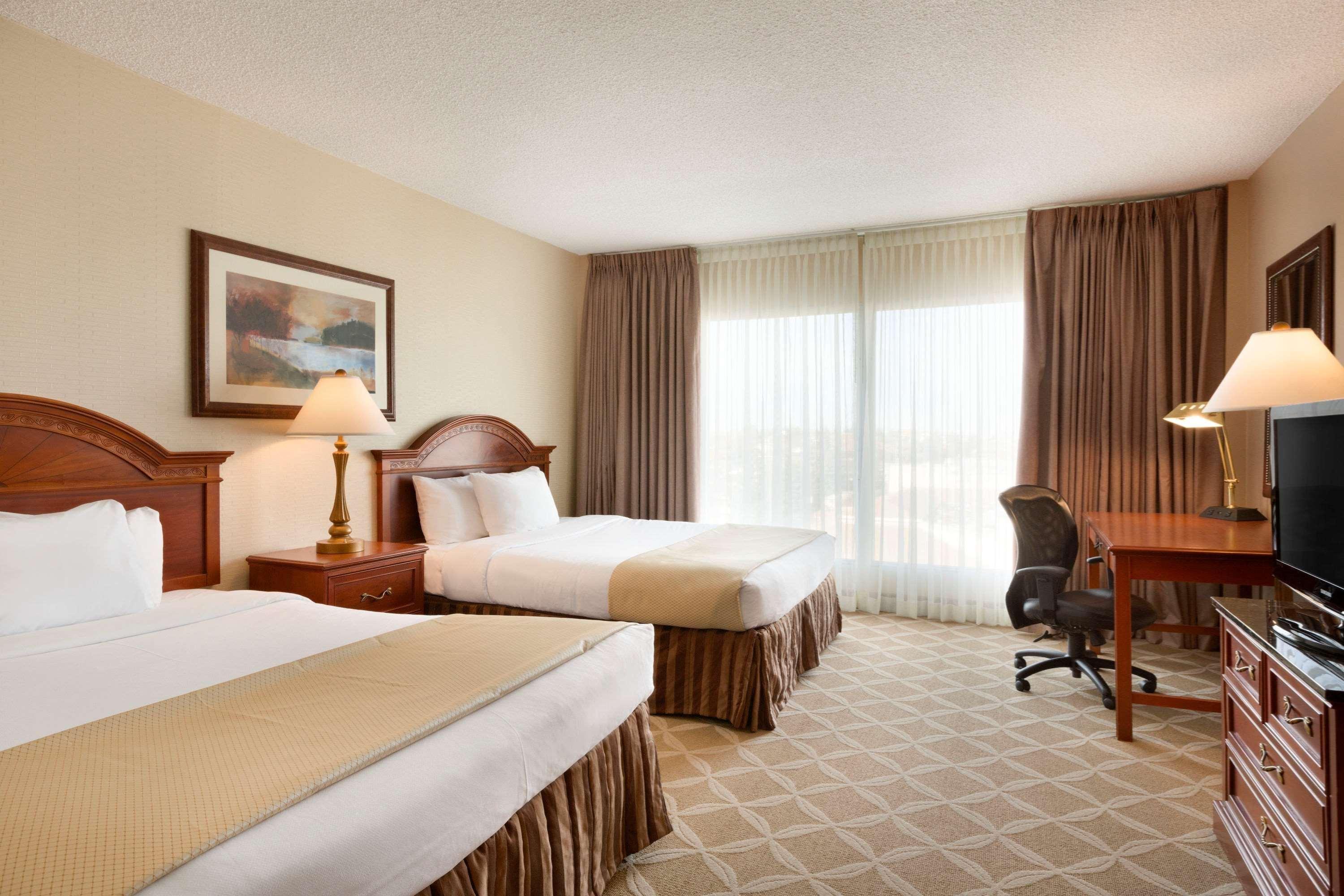 Border Inn & Suites Lloydminster Eksteriør bilde