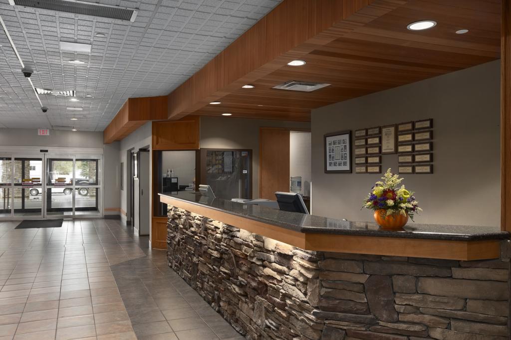 Border Inn & Suites Lloydminster Interiør bilde